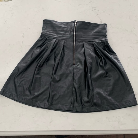 A-Line Pleather Skirt With Faux Corset (Size 4) - Picture 2 of 6